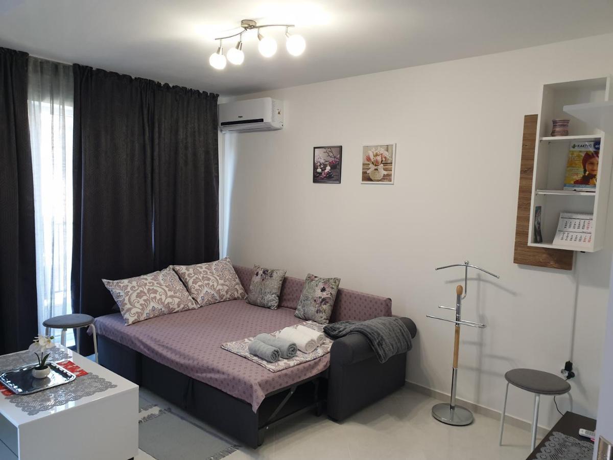 New The Twins Varna Two-Bedroom, Apt 5 At 15 Tsani Ginchev Street, Floor 3 Ngoại thất bức ảnh