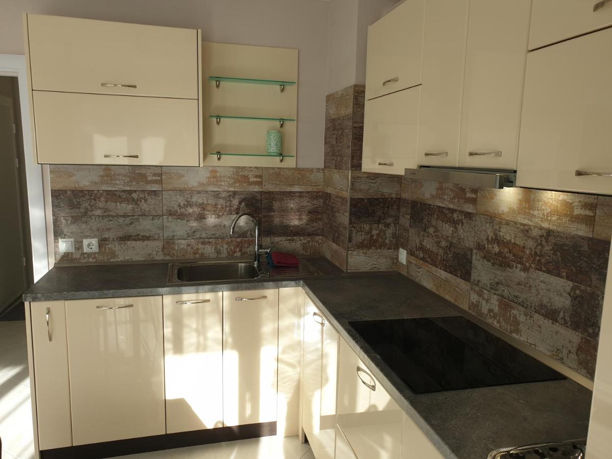 New The Twins Varna Two-Bedroom, Apt 5 At 15 Tsani Ginchev Street, Floor 3 Ngoại thất bức ảnh