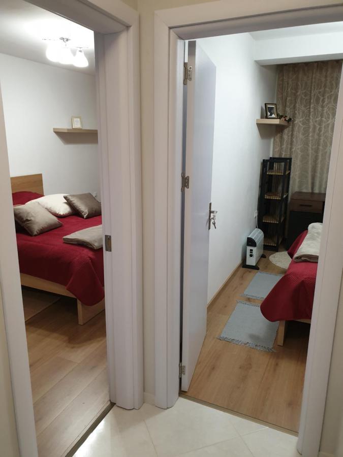 New The Twins Varna Two-Bedroom, Apt 5 At 15 Tsani Ginchev Street, Floor 3 Ngoại thất bức ảnh