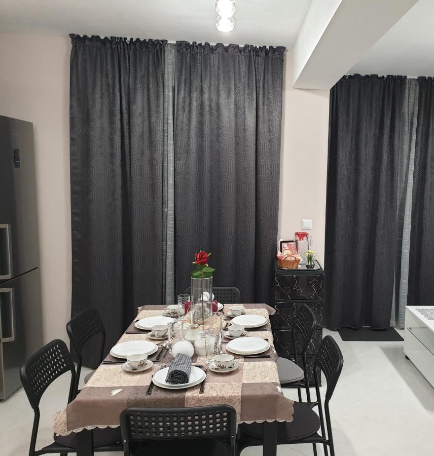 New The Twins Varna Two-Bedroom, Apt 5 At 15 Tsani Ginchev Street, Floor 3 Ngoại thất bức ảnh