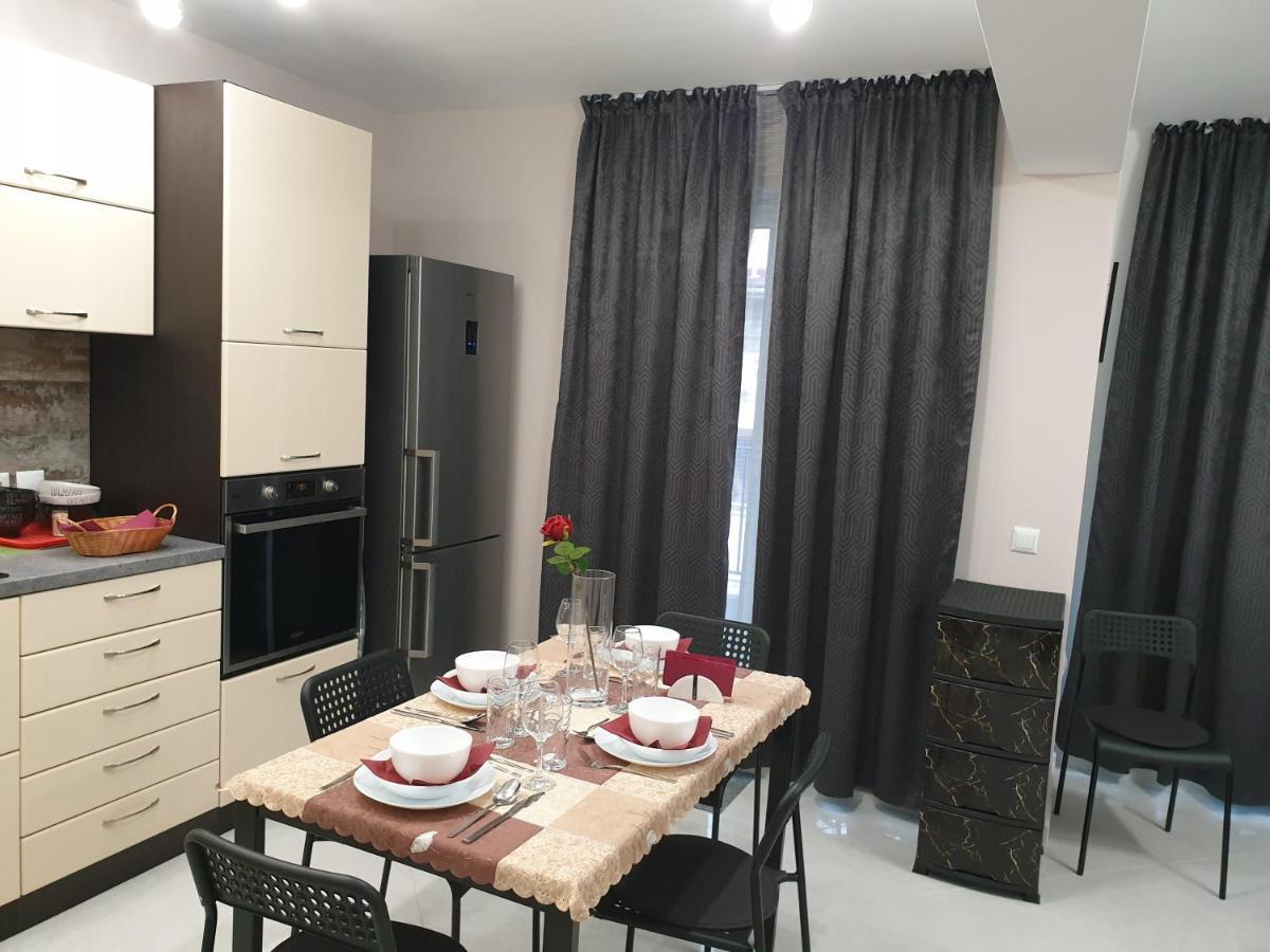 New The Twins Varna Two-Bedroom, Apt 5 At 15 Tsani Ginchev Street, Floor 3 Ngoại thất bức ảnh